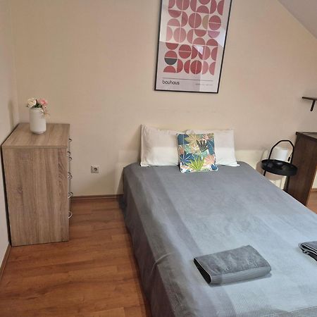 Central Apartment At Nagymezo Street Budapest Extérieur photo