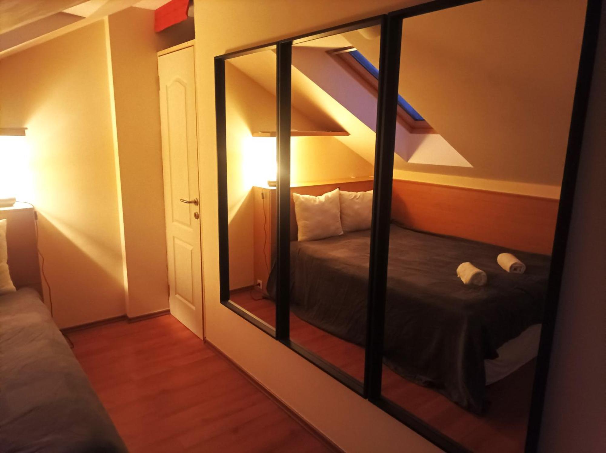 Central Apartment At Nagymezo Street Budapest Extérieur photo