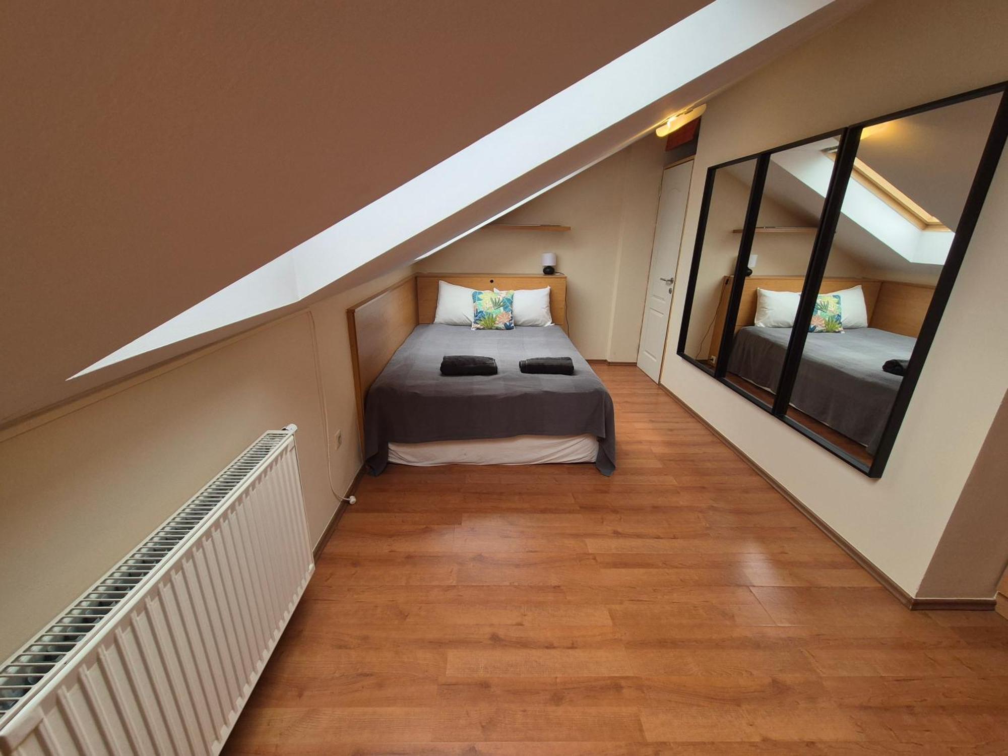Central Apartment At Nagymezo Street Budapest Extérieur photo